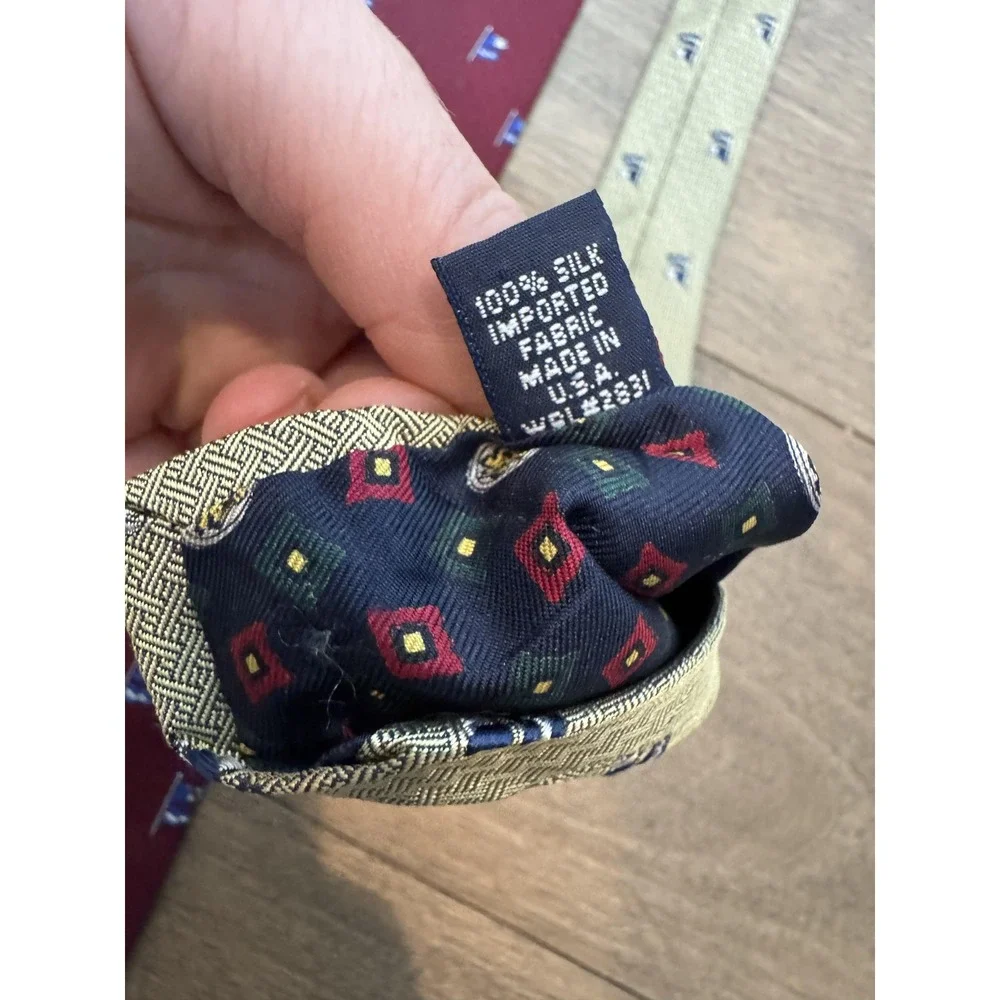 Tommy Hilfiger Tie Mens One‎ Size Burgundy Silk Nautical Flag Print Made USA
